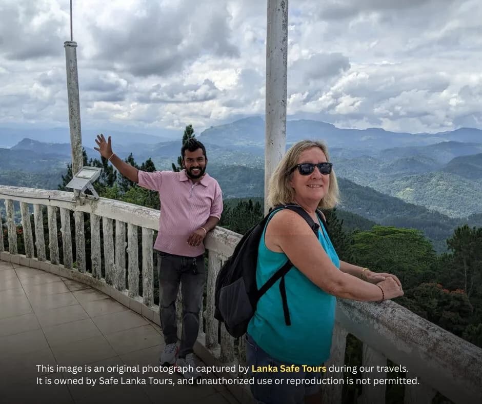 Your Guide to a One-Day Ambuluwawa Tour from Kandy
